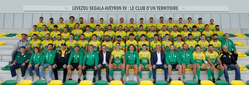 2025-2026_seniors_web 2025-2026_seniors_web